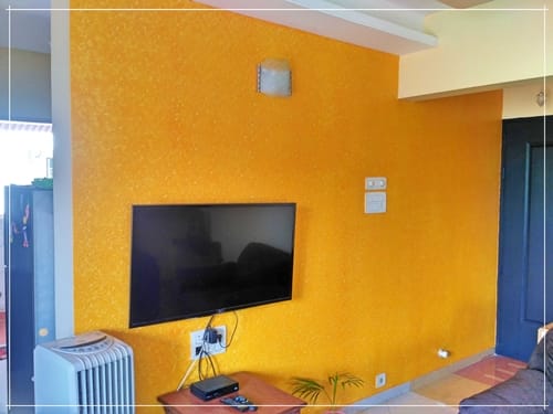 Bright texture colors for Hall
